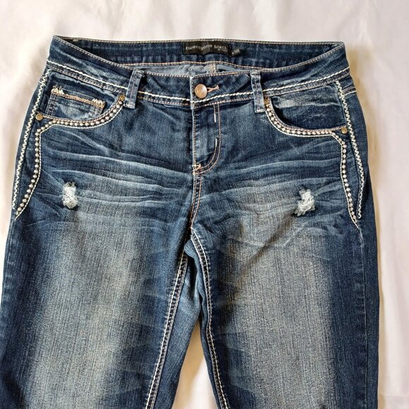 Twentyone Black Rue 21 Blue Jeans Straight Leg Dark Wash Embellished Size 9/10 - Picture 3 of 16